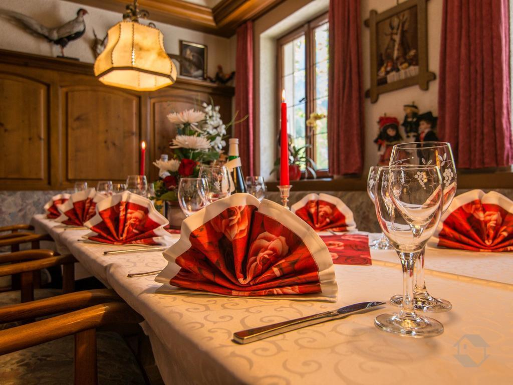 Hotel Restaurant Alte Linde Bad Wildbad Eksteriør billede