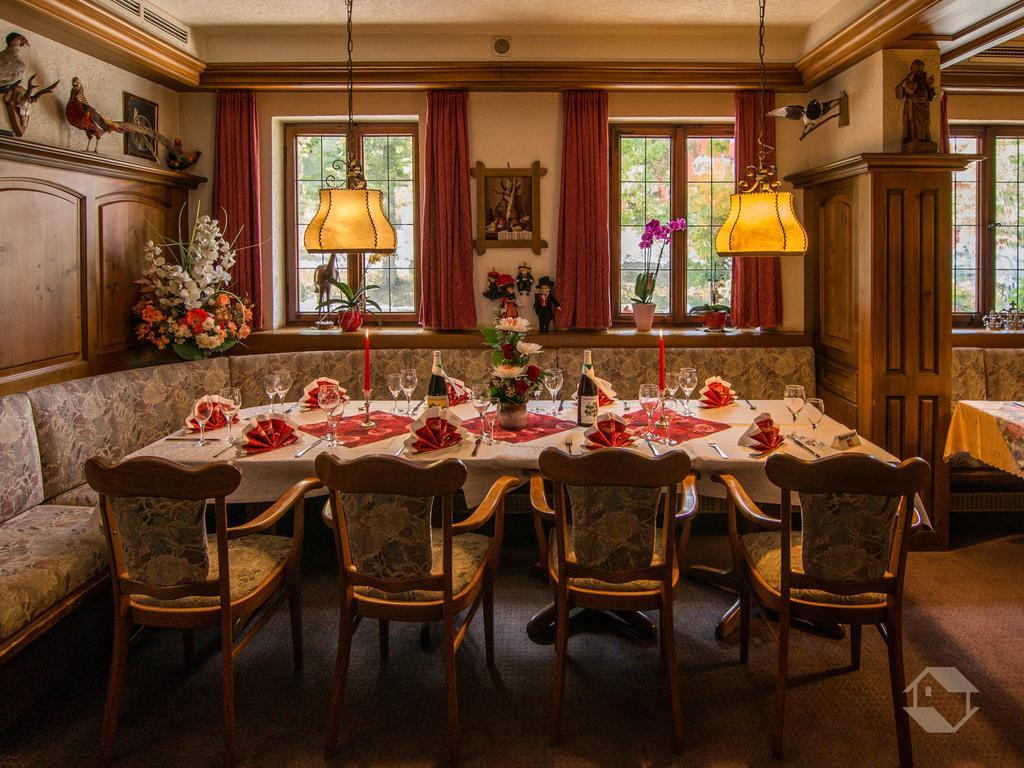 Hotel Restaurant Alte Linde Bad Wildbad Eksteriør billede