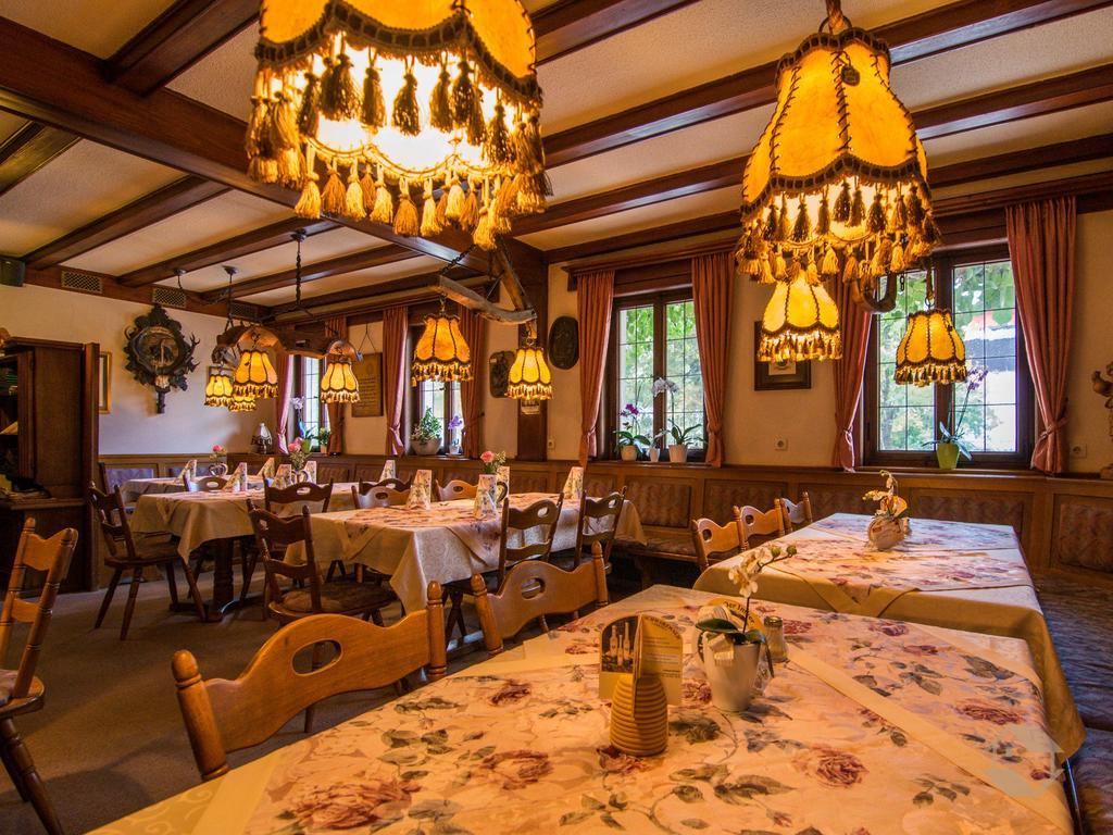Hotel Restaurant Alte Linde Bad Wildbad Eksteriør billede