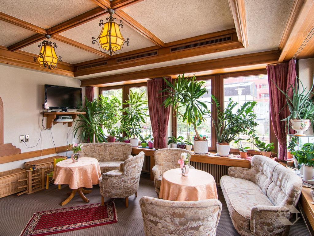 Hotel Restaurant Alte Linde Bad Wildbad Eksteriør billede