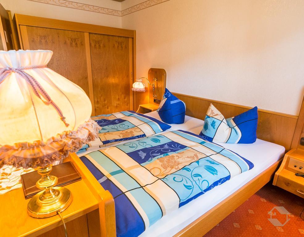 Hotel Restaurant Alte Linde Bad Wildbad Eksteriør billede