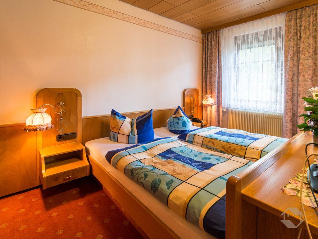 Hotel Restaurant Alte Linde Bad Wildbad Eksteriør billede
